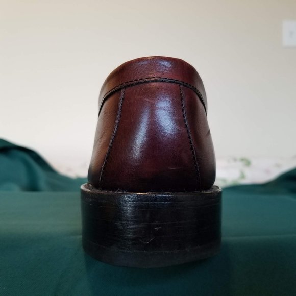 Allen Edmonds- Cole Penny Loafer Oxblood Size 9.5B